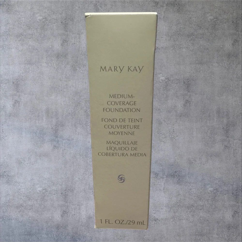 Mary Kay Medium Coverage Foundation‎ Beige 302 355900 1oz New - Pink Cap Liquid